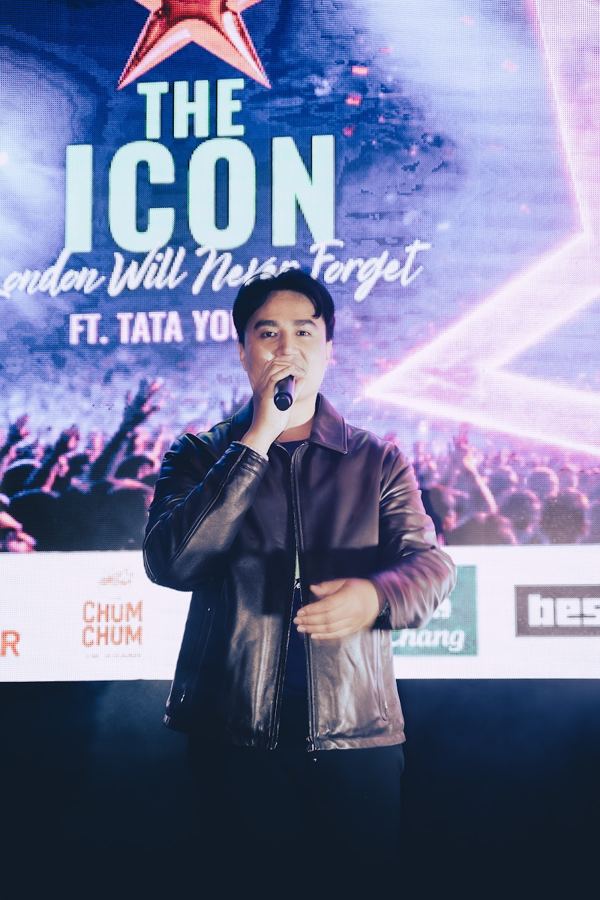 THE ICON · b052