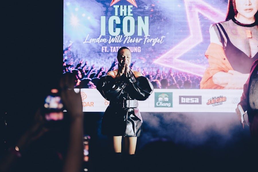 THE ICON · b056